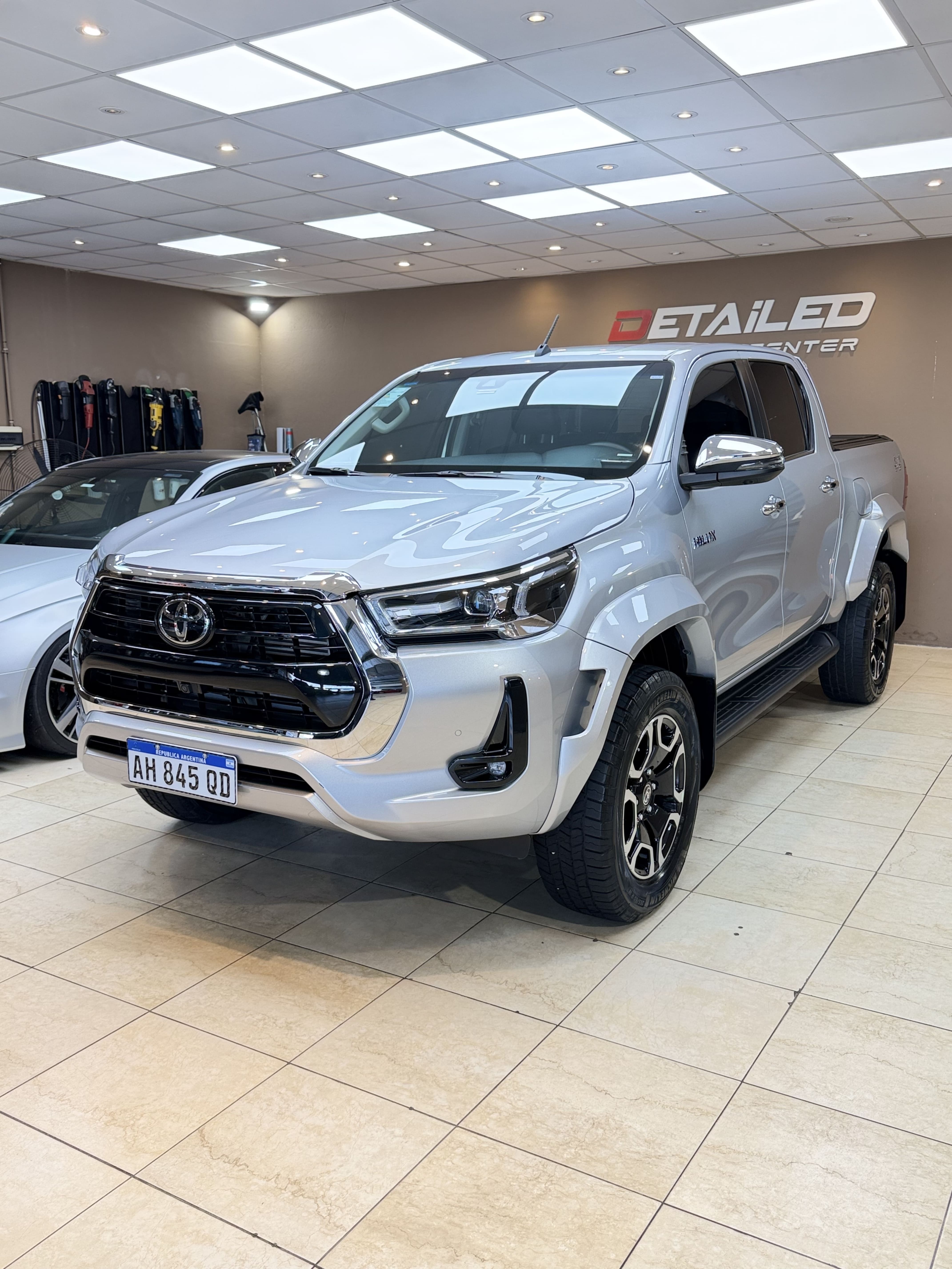 Hilux izquierda